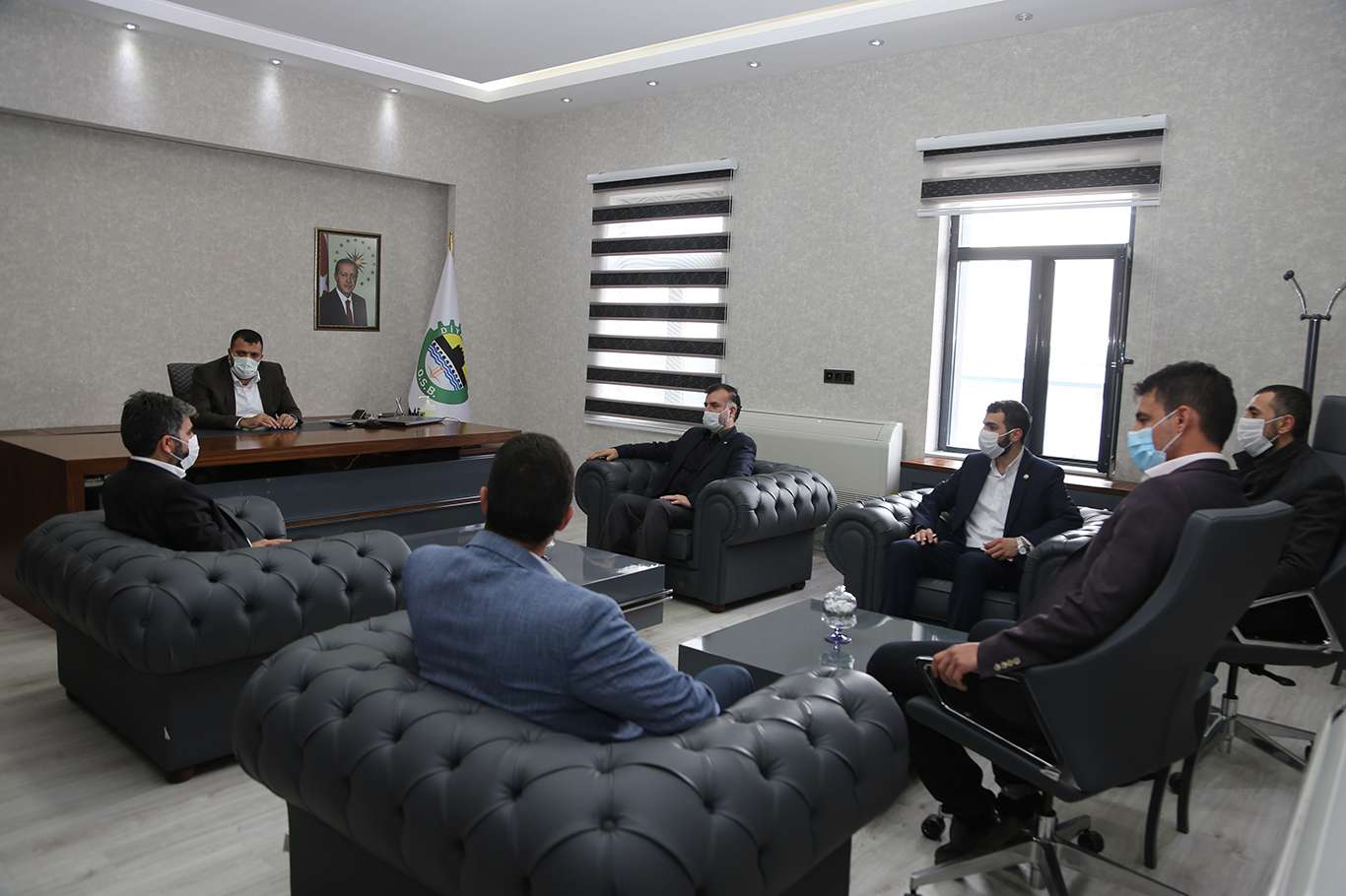 HÜDA PAR Diyarbakır İl Başkanı Faruk Dinç, Organize Sanayi Bölgesi (OSB) Yönetim Kurulu Başkanı Mustafa Fidan’ı ziyaret etti.